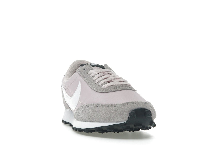 Nike Daybreak Barely Rose (Women's)