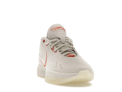 Nike LeBron 21 Akoya