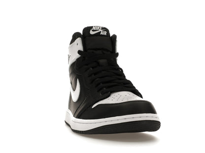 Jordan 1 Retro High OG Black White