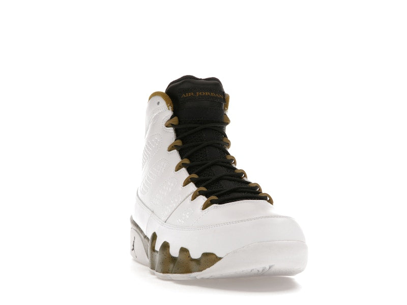 Jordan 9 Retro Statue