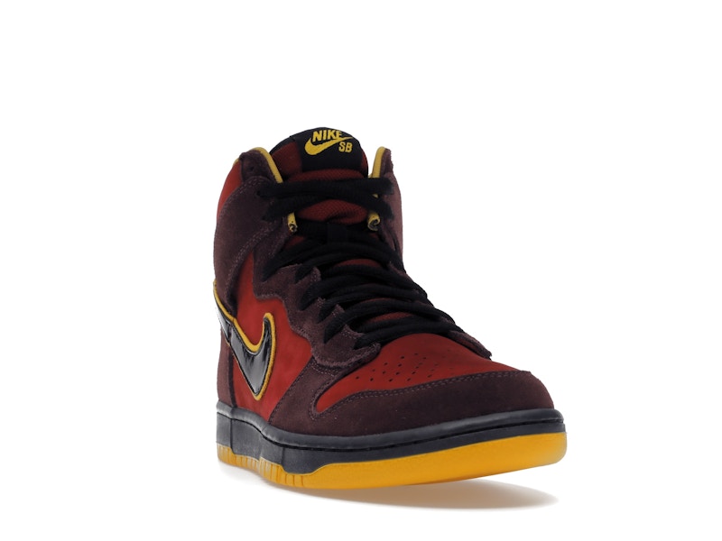 Nike SB Dunk High Iron Man