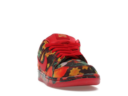 Nike SB Dunk Low The Wizard of Oz Poppy Field