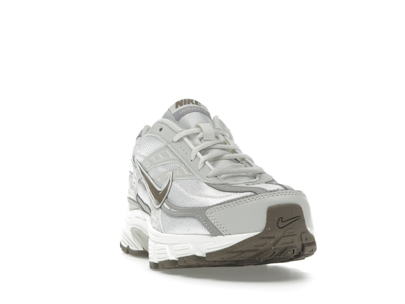 Nike Initiator Phantom Light Bone Sail Mink Brown (Women's)