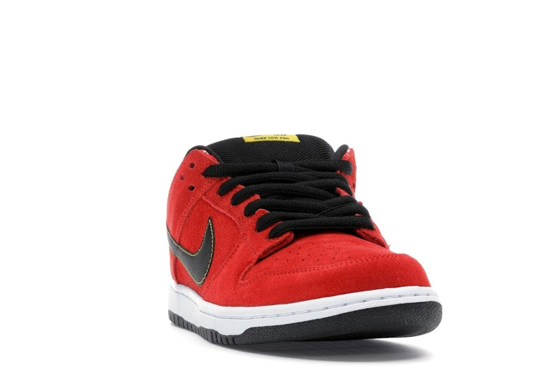 Nike SB Dunk Low Red Firecracker