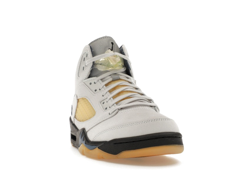 Jordan 5 Retro A Ma Maniére Dawn (Women's)