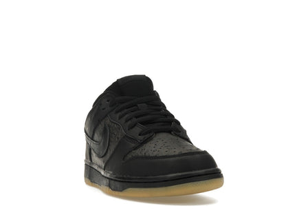 Nike SB Dunk Low Ostrich