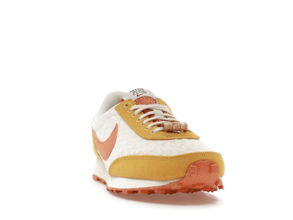 Nike DBreak SE Sun Club Hot Curry (Women's)