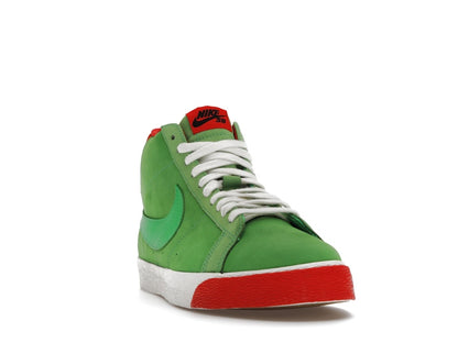 Nike SB Blazer Green Spark Pimento