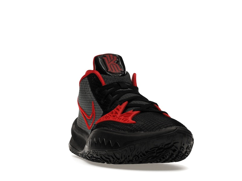 Nike Kyrie 4 Low Bred