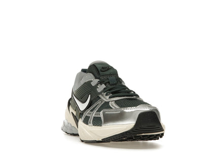 Nike V2K Run Vintage Green
