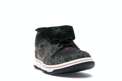 Nike SB Dunk Low SBTG