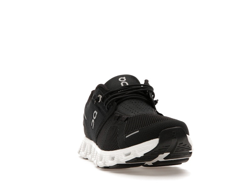 On Running Cloud 5 Black White (Women's)