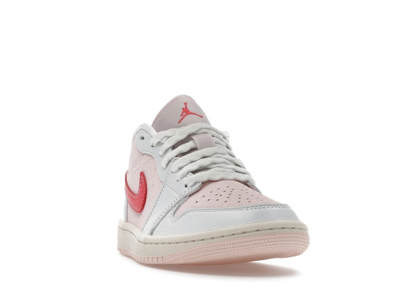 Jordan 1 Low SE Strawberry Milkshake (Women's)
