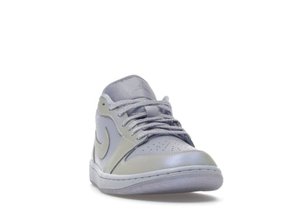 Jordan 1 Low SE Ghost Pearlized Quilt (Women's)