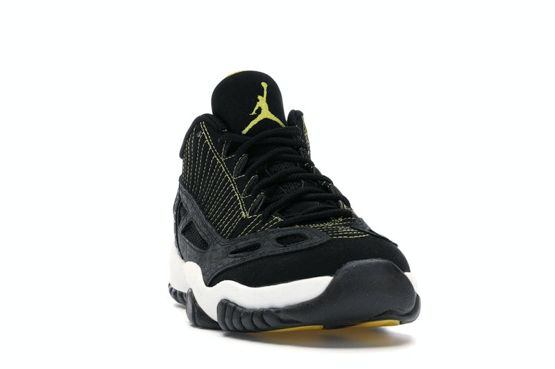 Jordan 11 Retro Low IE Black Zest