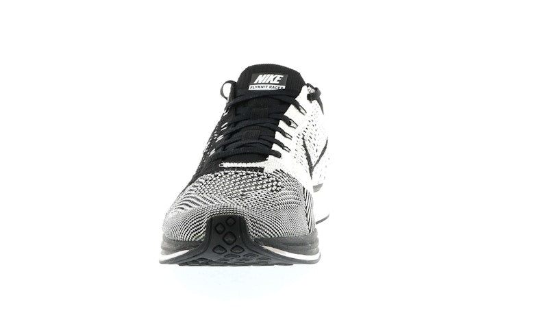 Nike Flyknit Racer Black Tongue