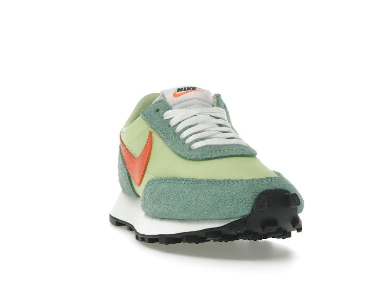 Nike Daybreak Limelight Electro Orange