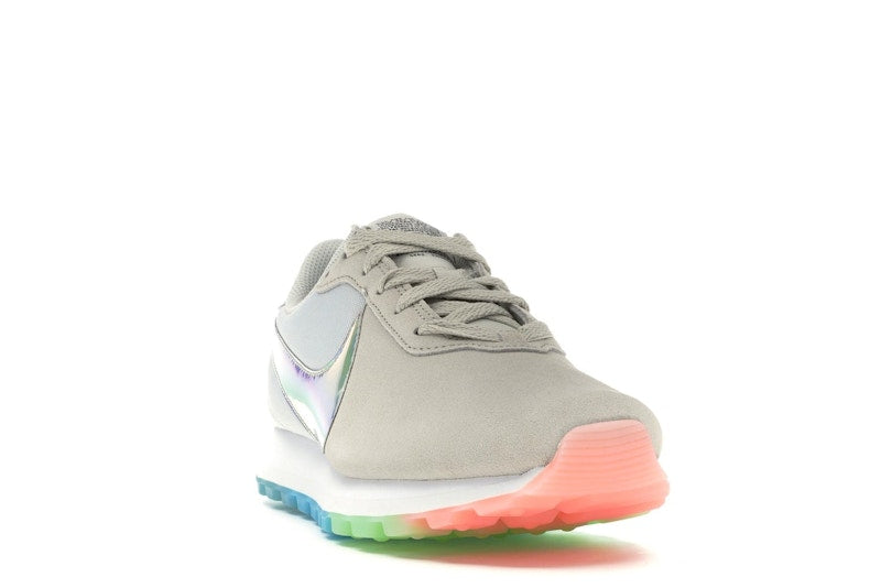 Nike Pre-Love OX Rainbow (Women's)
