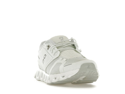 On Running Cloud 5 Ice White (Women's)