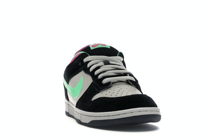 Nike SB Dunk Low Magnet Light Poison Green
