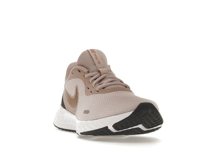 Nike Revolution 5 Barely Rose (Women's)