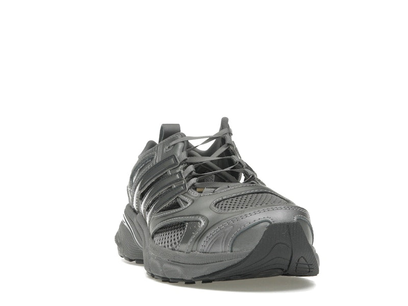 adidas Adistar Pose Taqwa Bint Ali Iron Metallic (Women's)