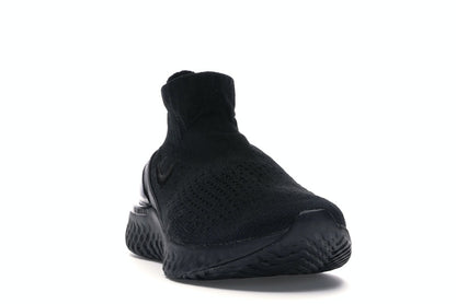 Nike Rise React Flyknit Triple Black
