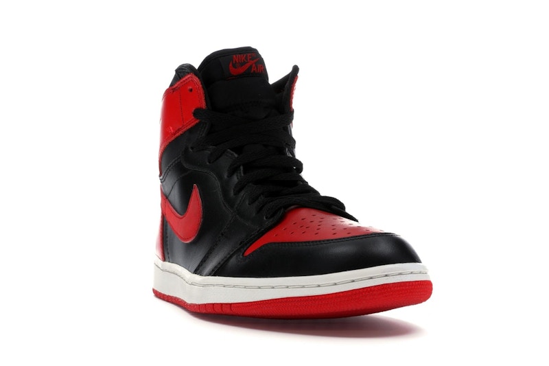 Jordan 1 Retro Bred (2001)