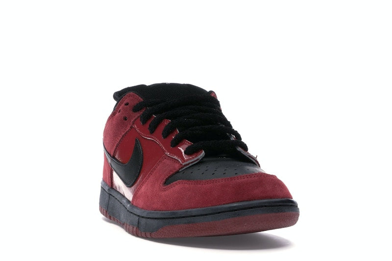 Nike SB Dunk Low Milli Vanilli