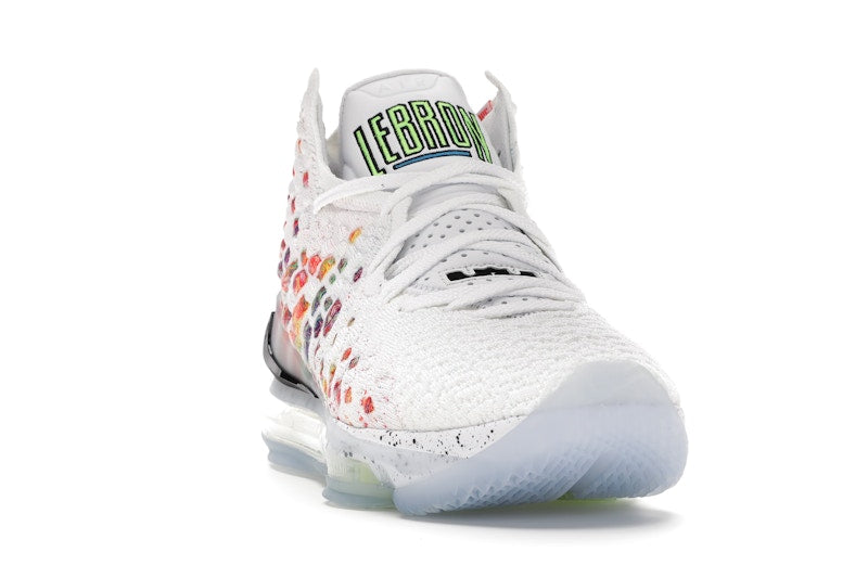 Nike LeBron 17 Air Command Force