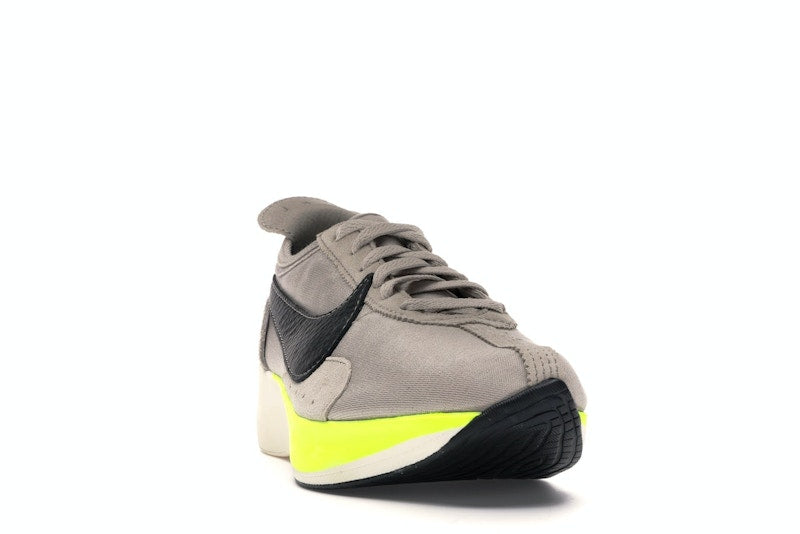 Nike Moon Racer String