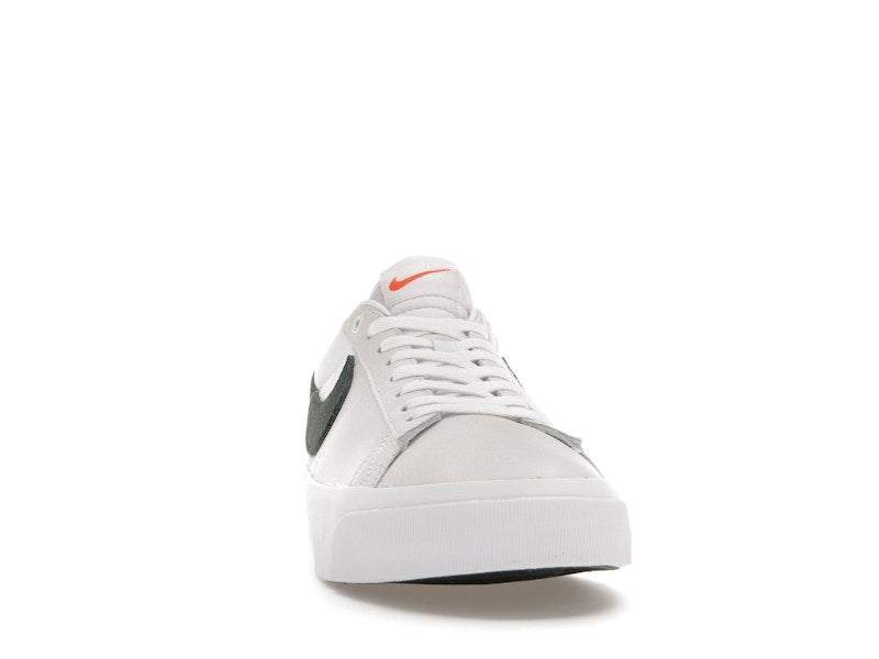 Nike SB Zoom Blazer Low Pro GT ISO White Pro Green