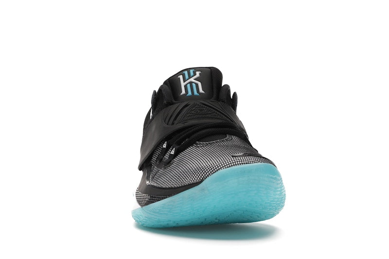 Nike Kyrie Low 3 Moon