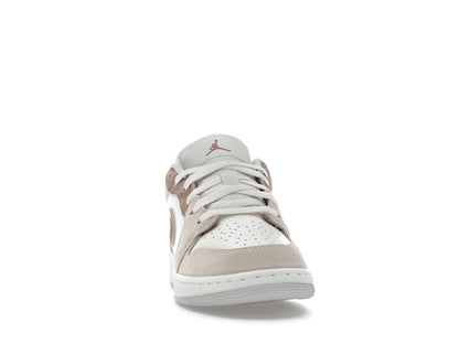 Jordan 1 Low SE Legend Light Brown (GS)