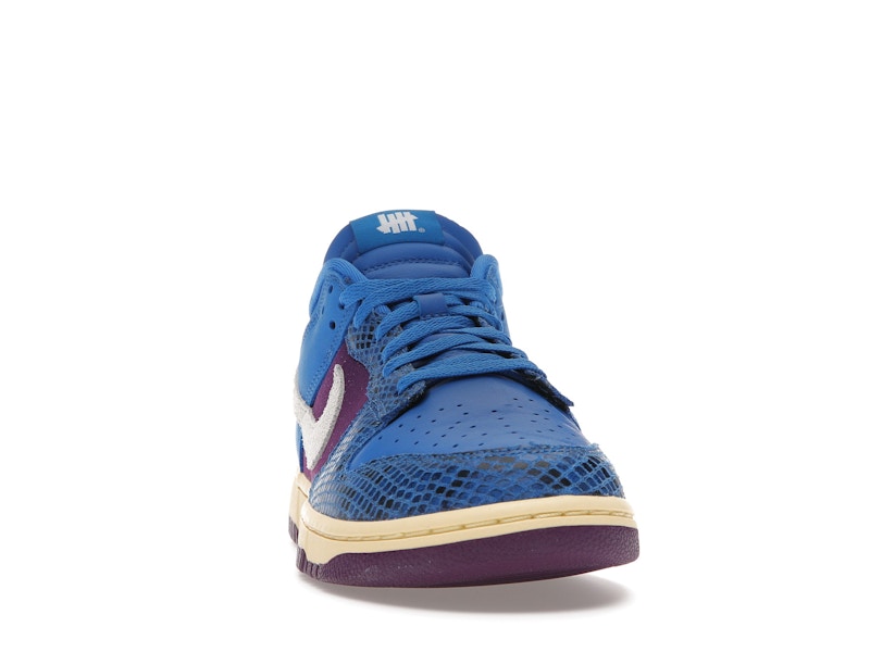 Nike Dunk Low Undefeated 5 On It Dunk vs. AF1