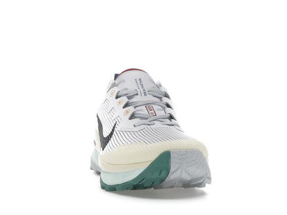Nike Wildhorse 8 White Alabaster University Gold Black
