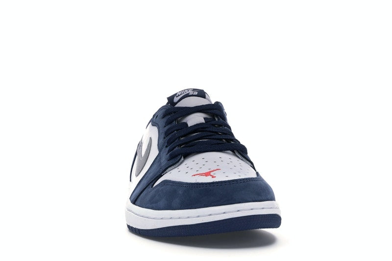 Jordan 1 Low SB Midnight Navy