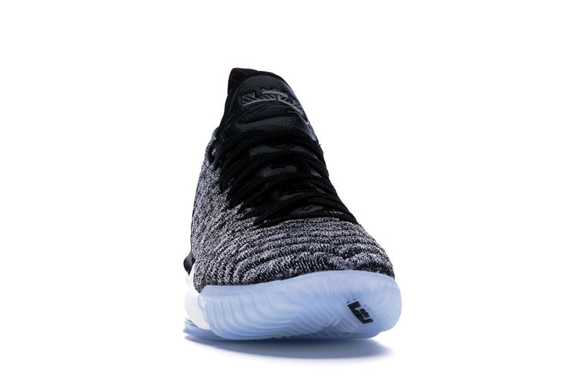 Nike LeBron 16 Oreo