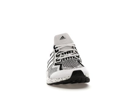 adidas Ultra Boost 5.0 DNA Cloud White Black