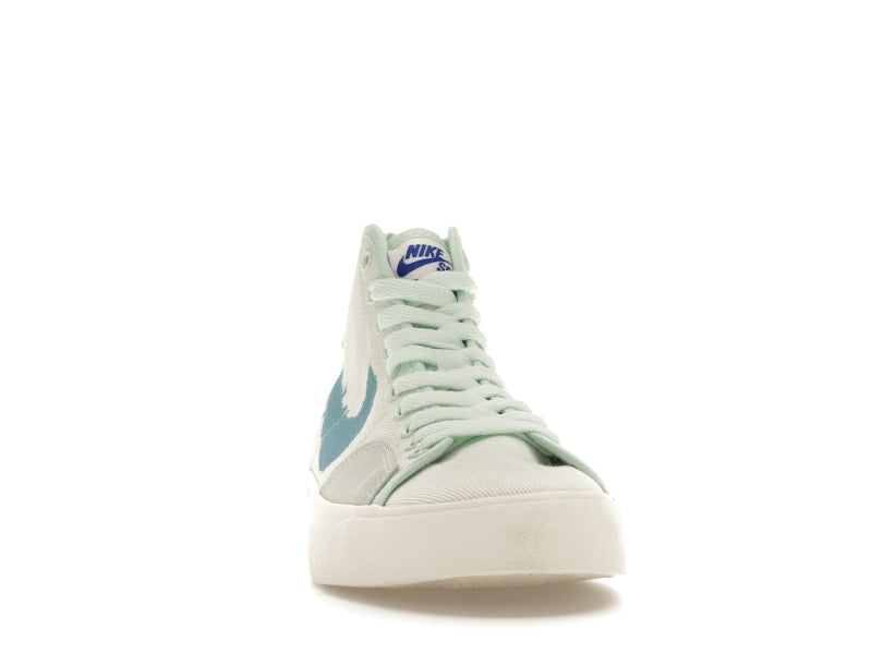 Nike SB Blazer Court Mid PRM Barely Green