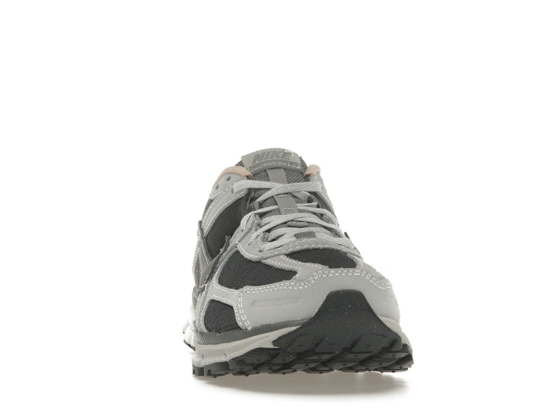Nike Zoom Vomero 5 Dark Smoke Grey Vachetta