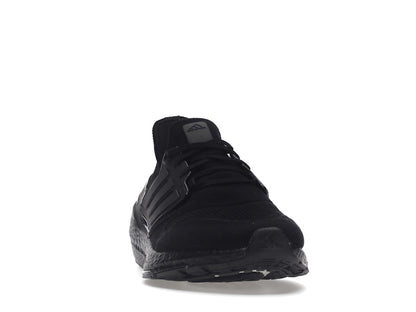adidas Ultra Boost 22 Triple Black