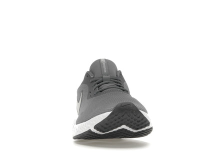 Nike Revolution 5 Cool Grey