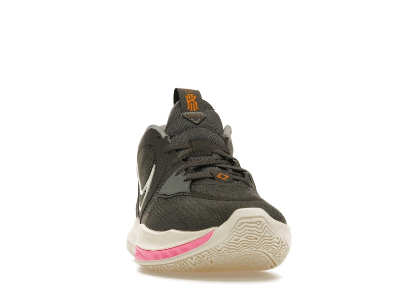 Nike Kyrie 5 Low Preservation