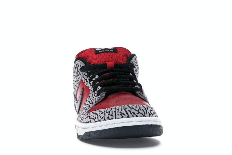 Nike SB Dunk Low Supreme Red Cement (2012)