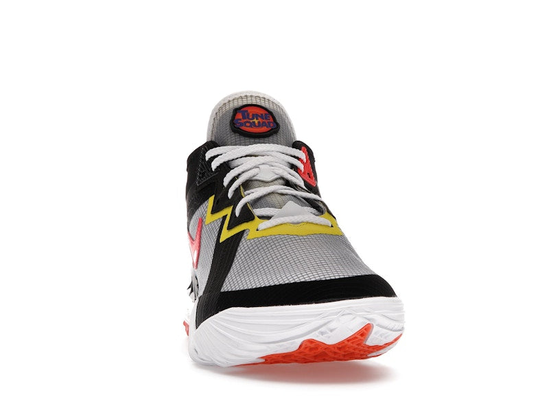 Nike LeBron 18 Low Sylvester vs Tweety Space Jam
