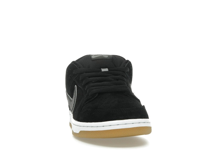 Nike SB Dunk Low Quartersnacks