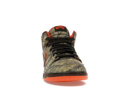 Nike SB Dunk Mid Real Tree Camo