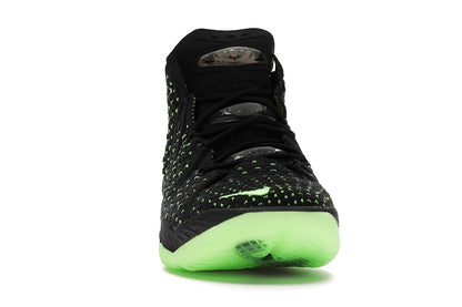 Nike LeBron 18 Dunkman