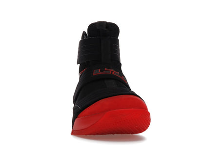 Nike LeBron Zoom Soldier 10 Un-Cleated
